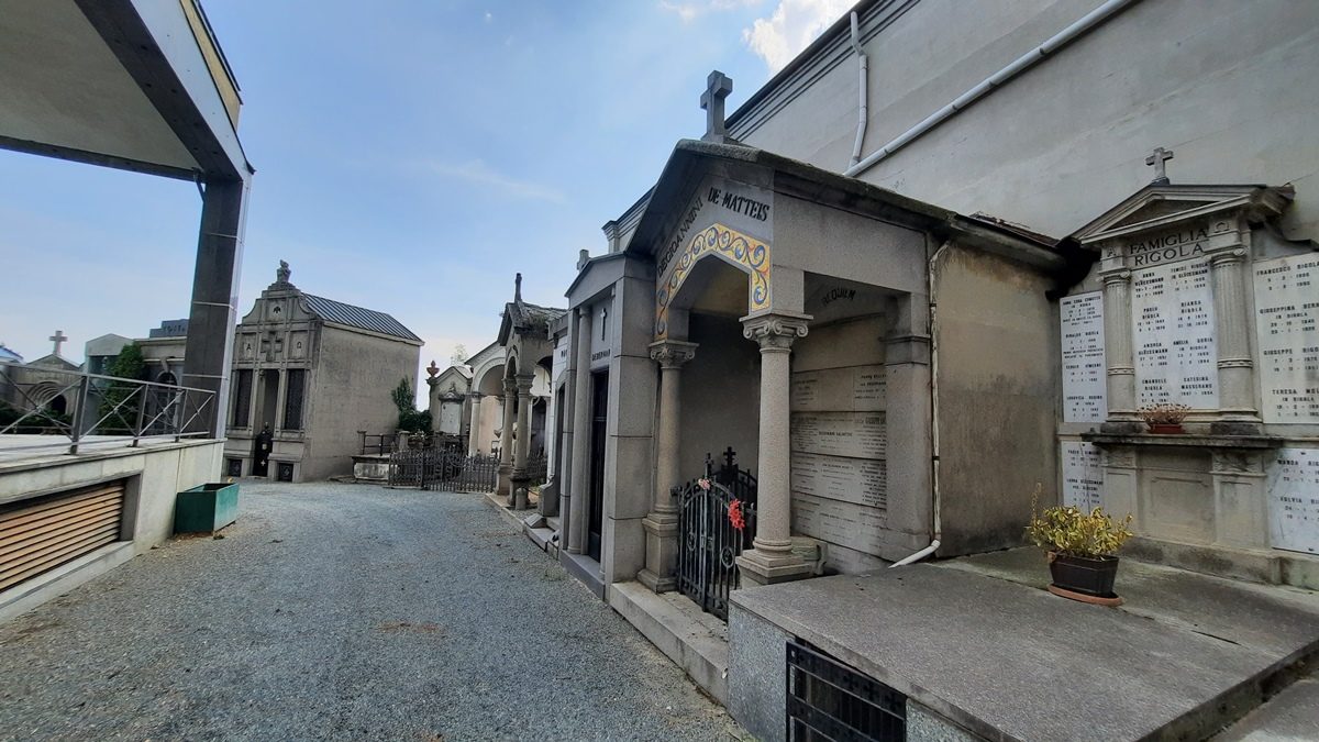 Giuseppe Antoniotti's tomb, Biella - 01.jpg